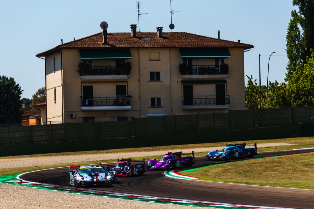Conrad Laursen under et sekund fra podiet på Imola
(Foto: AF Corse)